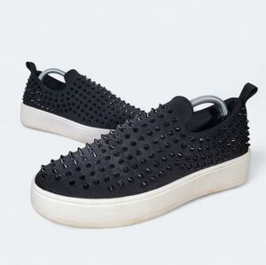 Steve Madden Baxon Black Spiked Studded Slip On Platform Sneakers Size 8